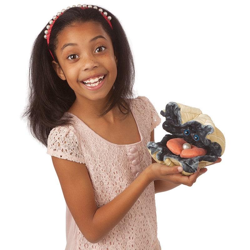 Folkmanis - Giant Clam Puppet | The Play Room