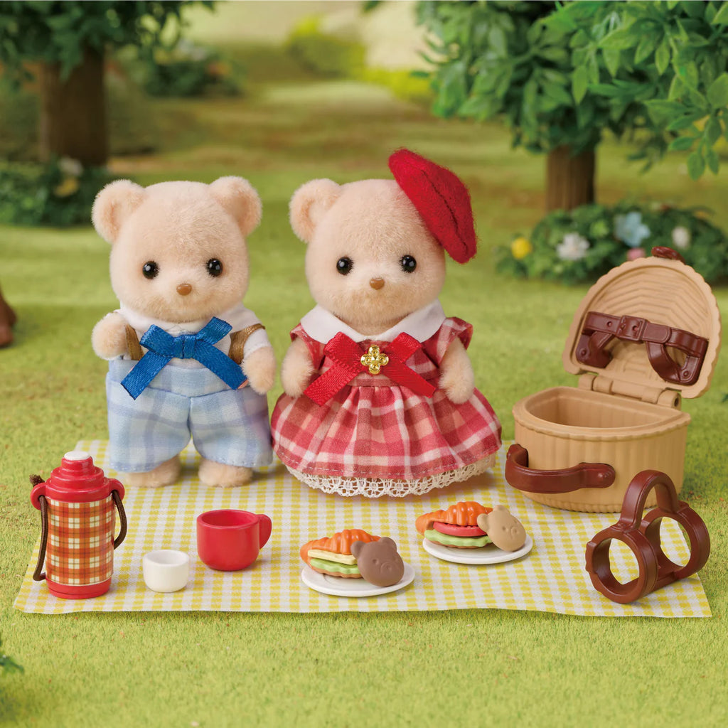 Sylvanian Families - Biscuit Bear Sister & Brother Delicious Picnic
