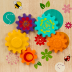 Battat - Wooden Activity Center Curio City
