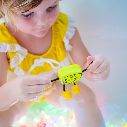 Glo Pals - Light Up Sensory Bath Toy Alex (Yellow)