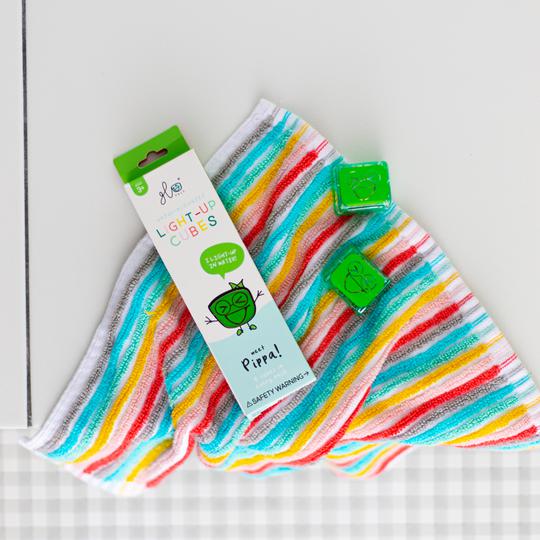 Glo Pals - Light Up Cubes Pippa (Green)