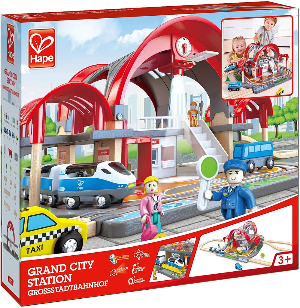 Hape grand city cheap station train set