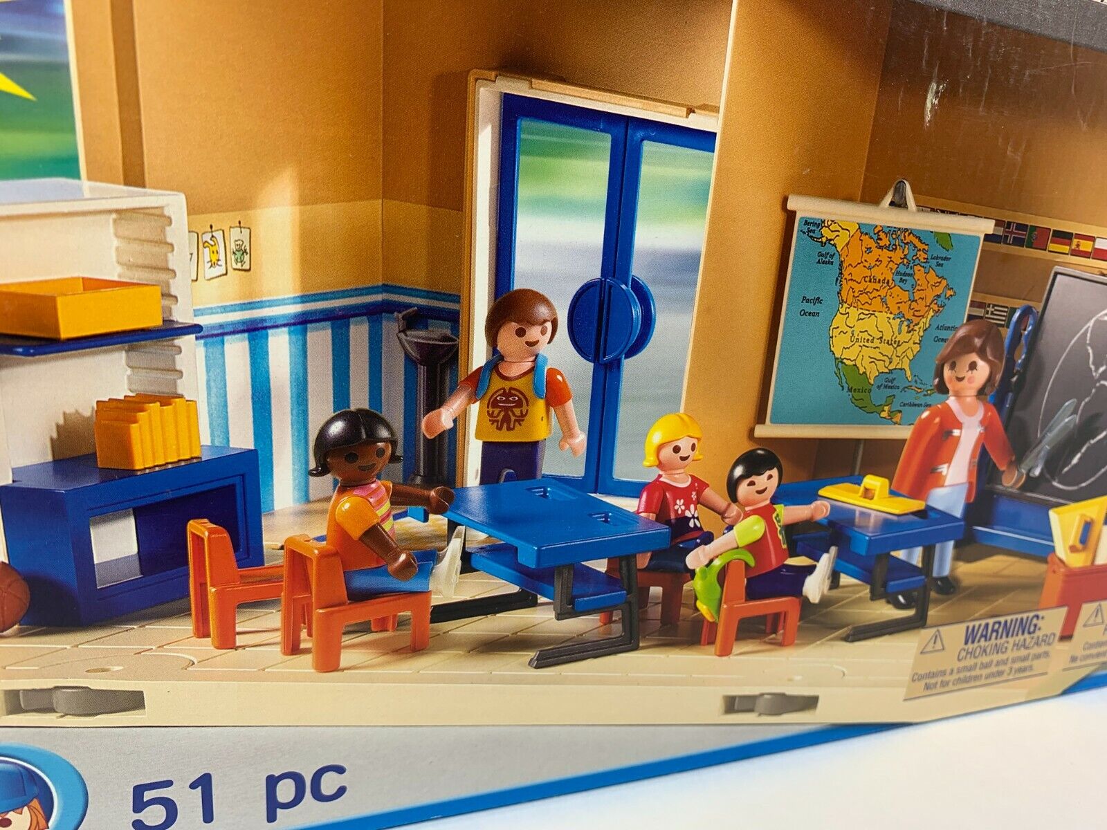 Playmobil Take Along School (5941) The Play Room - Main Image