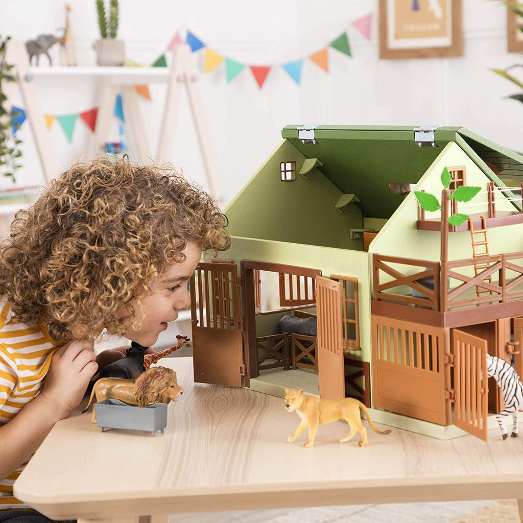 Terra - Wooden Animal Hospital
