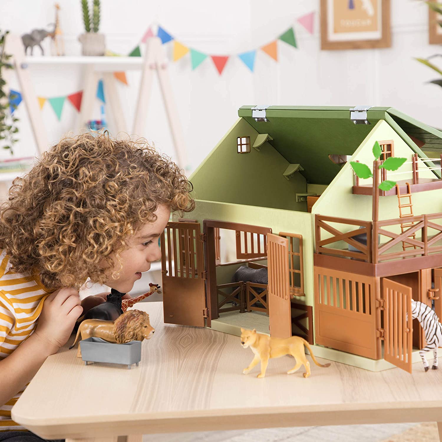 Terra - Wooden Animal Hospital
